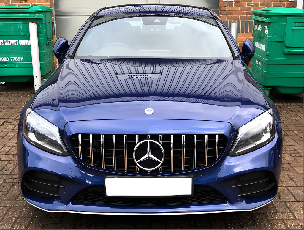 Передня решітка Panamericana GT (для Avantgarde/AMG-Line/C43 AMG) 2018-2026, без камери для Mercedes C-сlass W205 рр