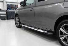 Бокові пороги Line (2 шт., Алюміній) Стандартна база Ford Connect 2021- рр.