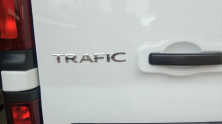 Напис Trafic 908900184R (247мм на 31мм) Renault Trafic 2015- рр.