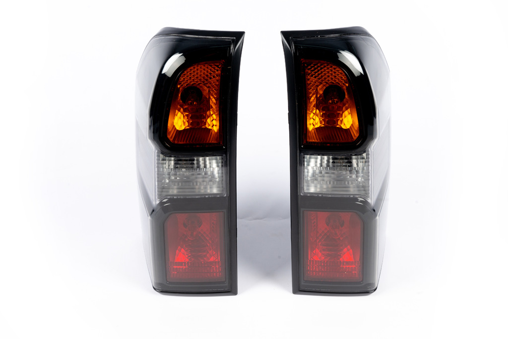 Задні ліхтарі Dark Safari (2004-2008, 2 шт) для Nissan Patrol Y61 рр