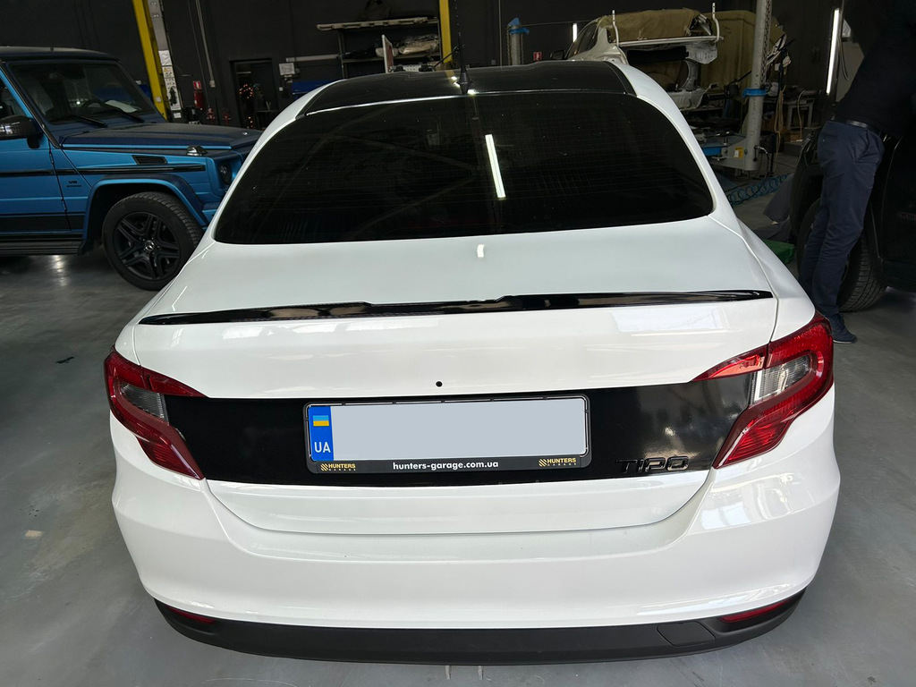 Спойлер LIP (Sunplex, чорний) (119,1см *5,5см) для Fiat Tipo 2016- рр