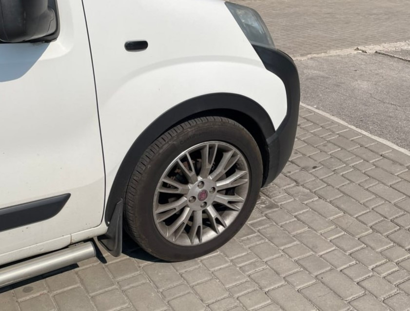 Накладки на арки (4 шт, чорні) 1 двері металеві для Peugeot Bipper 2008-2017 рр