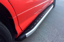 Бокові пороги Fullmond (2 шт, алюм.) З пофарбованим листям на дверях Ford Kuga/Escape 2013-2019 рр.
