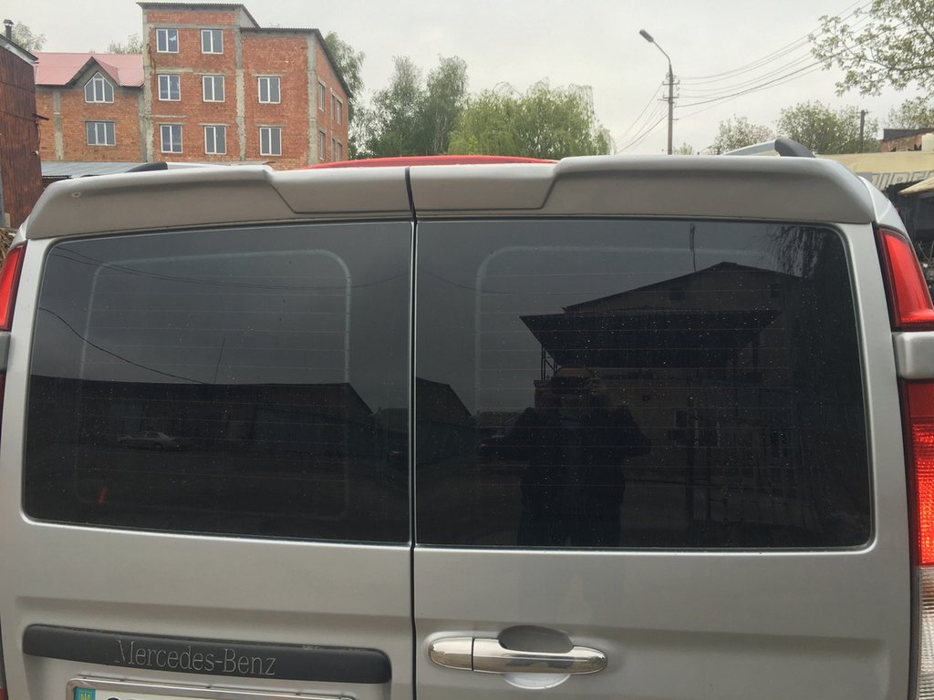 Спойлер анатомік 2 двері (під фарбування) для Mercedes Vito W639 2004-2014 рр