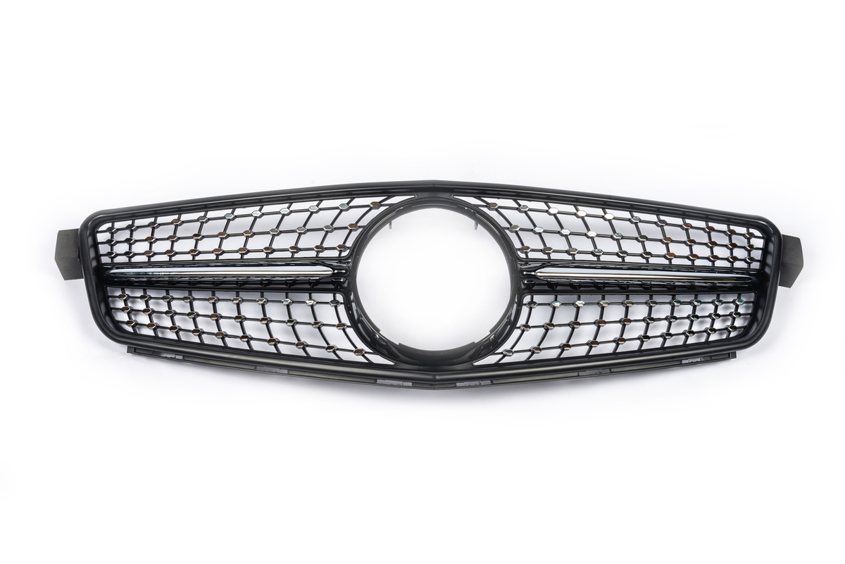 Передня решітка Diamond Black для Mercedes C-class W204 2007-2015 рр