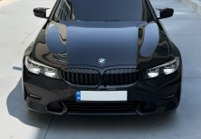 Ніздрі 1 Bar (2018-2022, чорний глянцевий) З місцем під камеру BMW 3 серія G20/G21 2018- рр.