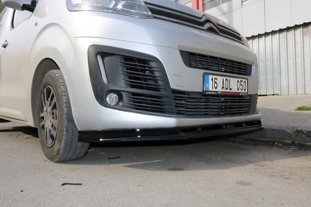 Передня лип накладка (ABS) для Citroen SpaceTourer 2016- рр