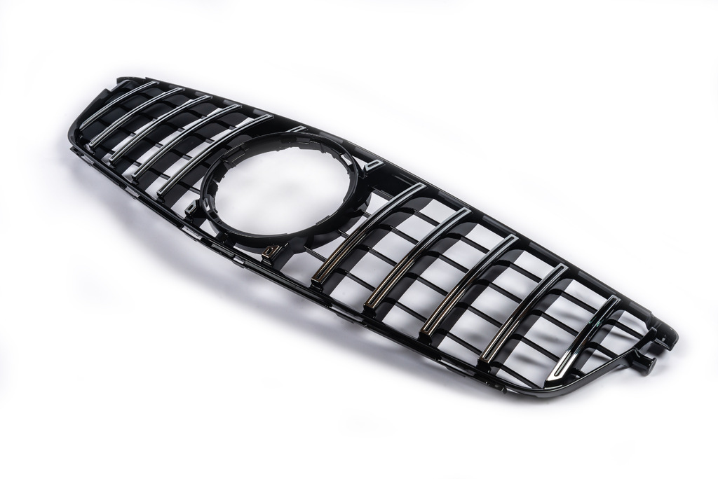Передня решітка GT Panamericana для Mercedes C-class W204 2007-2015 рр