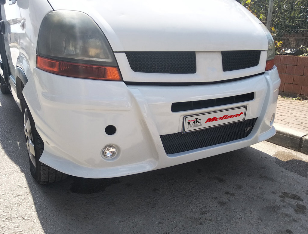 Передній бампер (накладка, під фарбування) для Nissan Interstar 2002-2010 рр