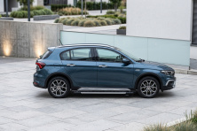 Бокові пороги RedLine (2 шт., Алюміній) Fiat Tipo Cross 2021- рр.