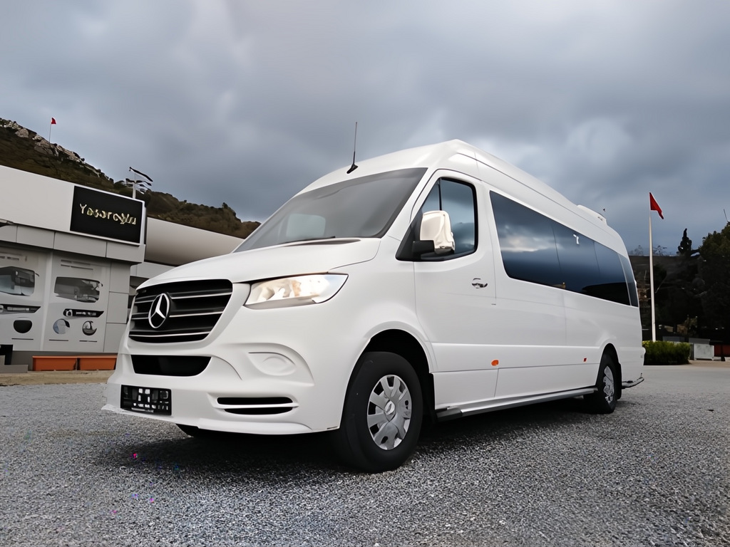 Накладка на передній бампер (під фарбування) для Mercedes Sprinter W907/W910 2018- рр